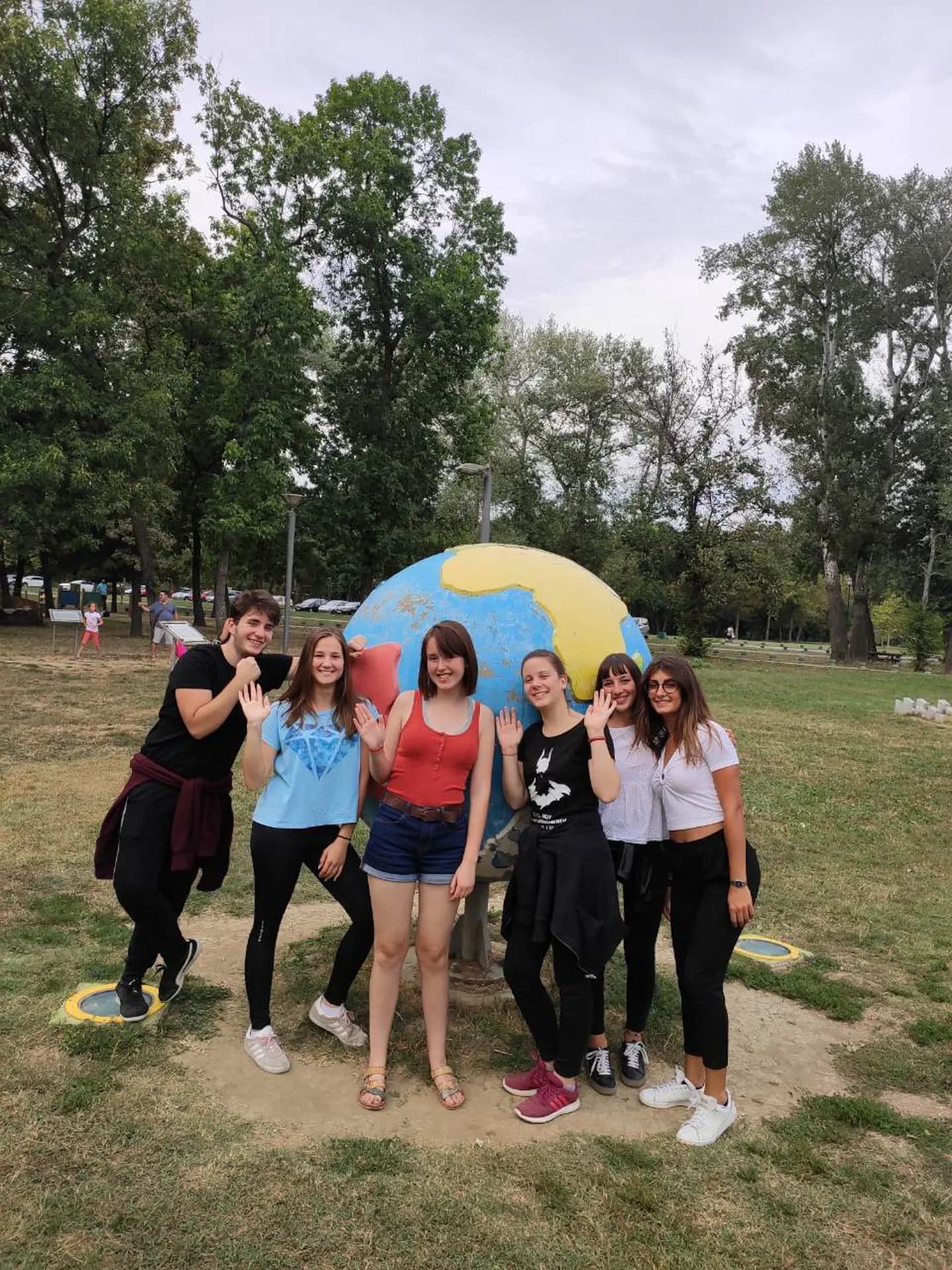 Mariasole De Pol Y Psc Nh 2019 Srb Serbia Studentessa Gruppo Pag Programma Verticale (1)