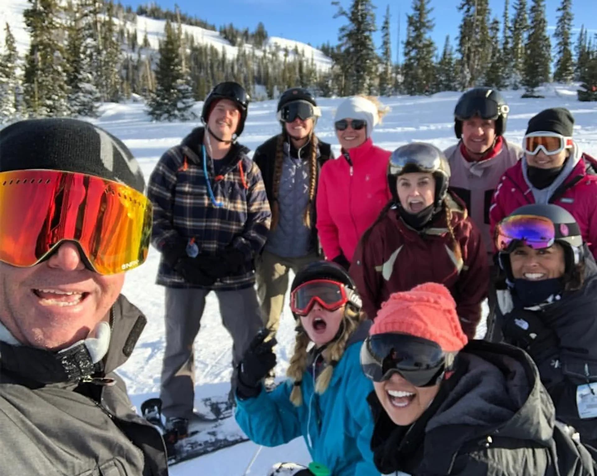 Clara Corrado Y Psc Nh 2018 Usa   Stati Uniti   Studentessa  Gruppo   Neve   Sport  Pag Programma   Orizzontale