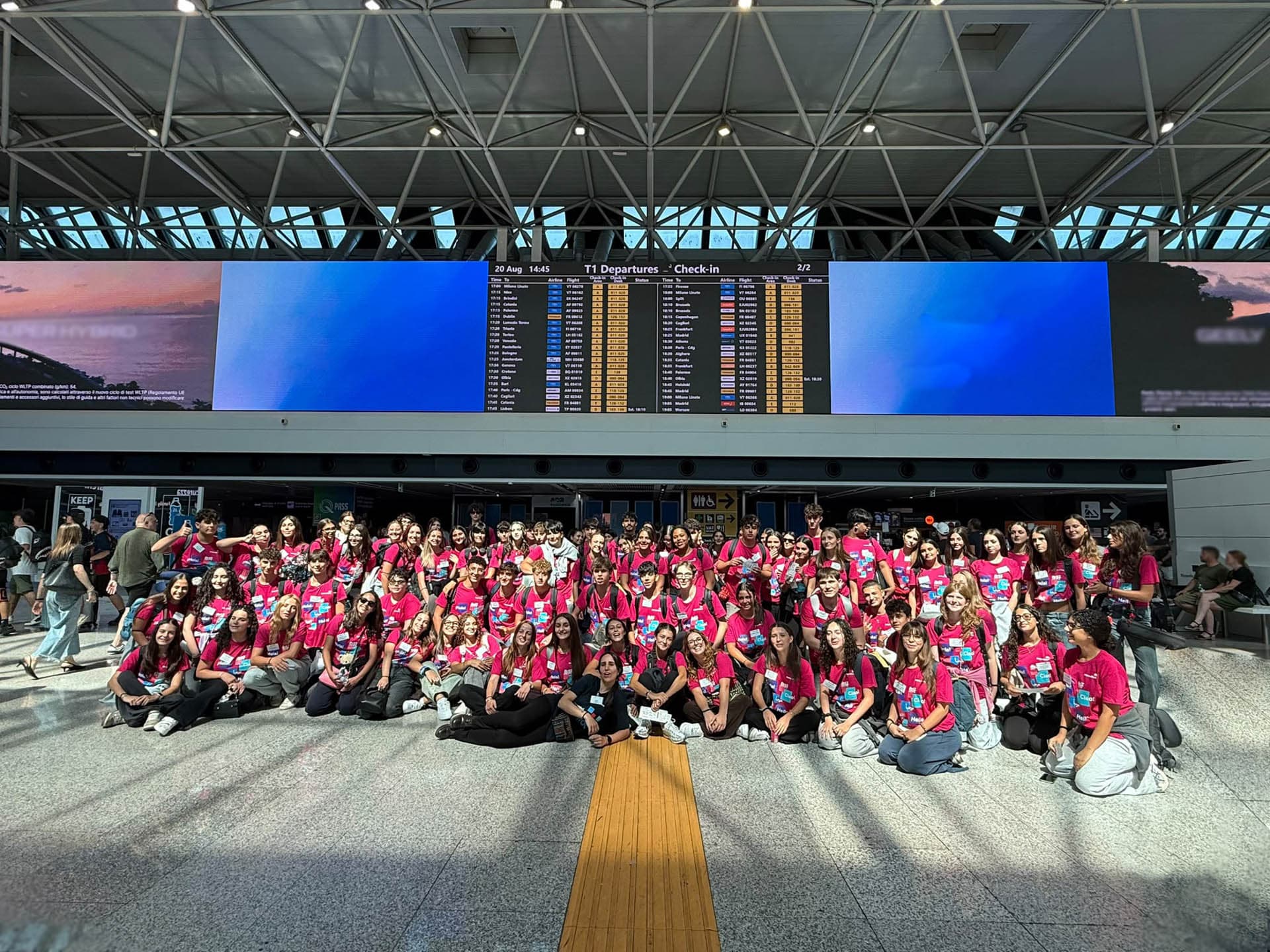 Gruppo Studenti Magliette Aeroporto