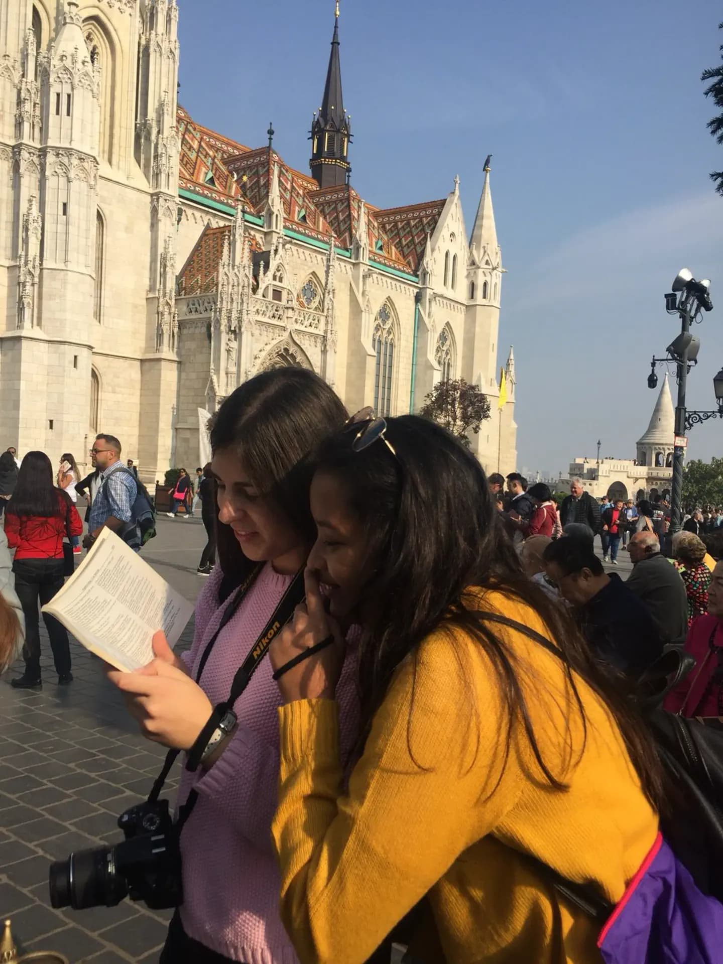 Abigail Grace Miguel Y Psc Nh 2018 Hun Ungheria Studentessa Amiche Città Pag Programma Verticale