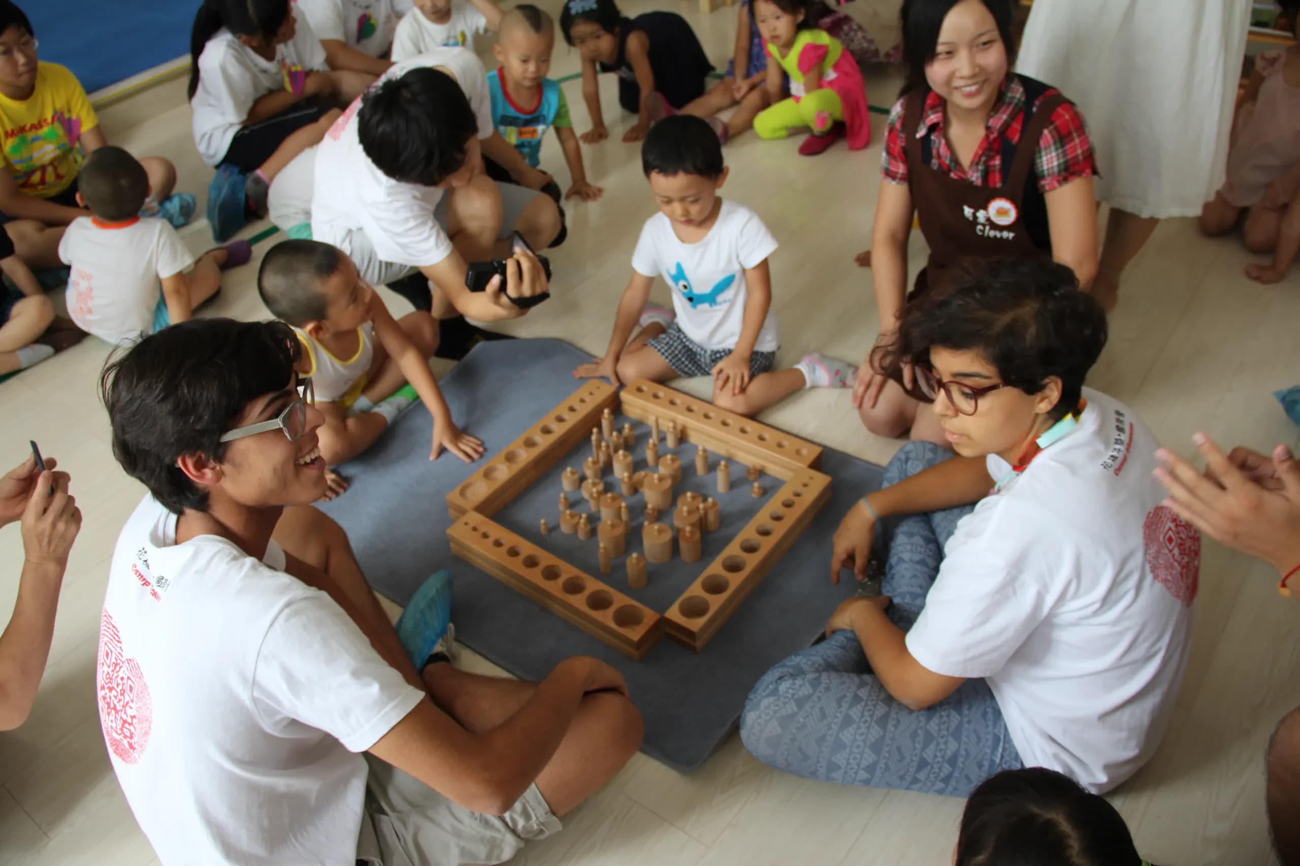 Mattia Guarnieri Ipchn 2014 Cina Famiglia Ospitante Monumento Pag Programma Orizzontale (21)