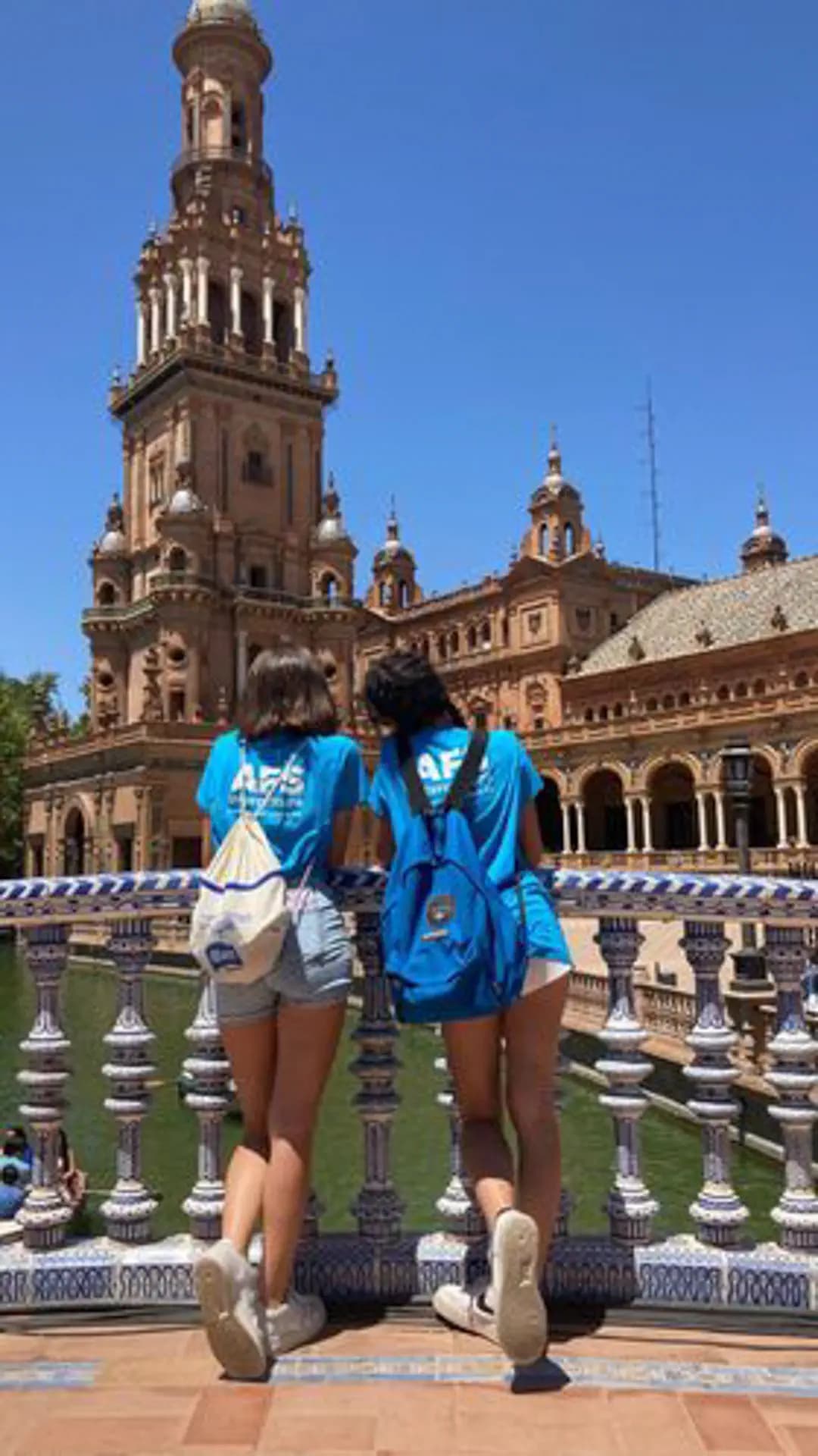 Maria Francesca Saraino V Ssp Nh 2023 Esp Spagna Studentessa Monumento Spalle Pag Programma Verticale