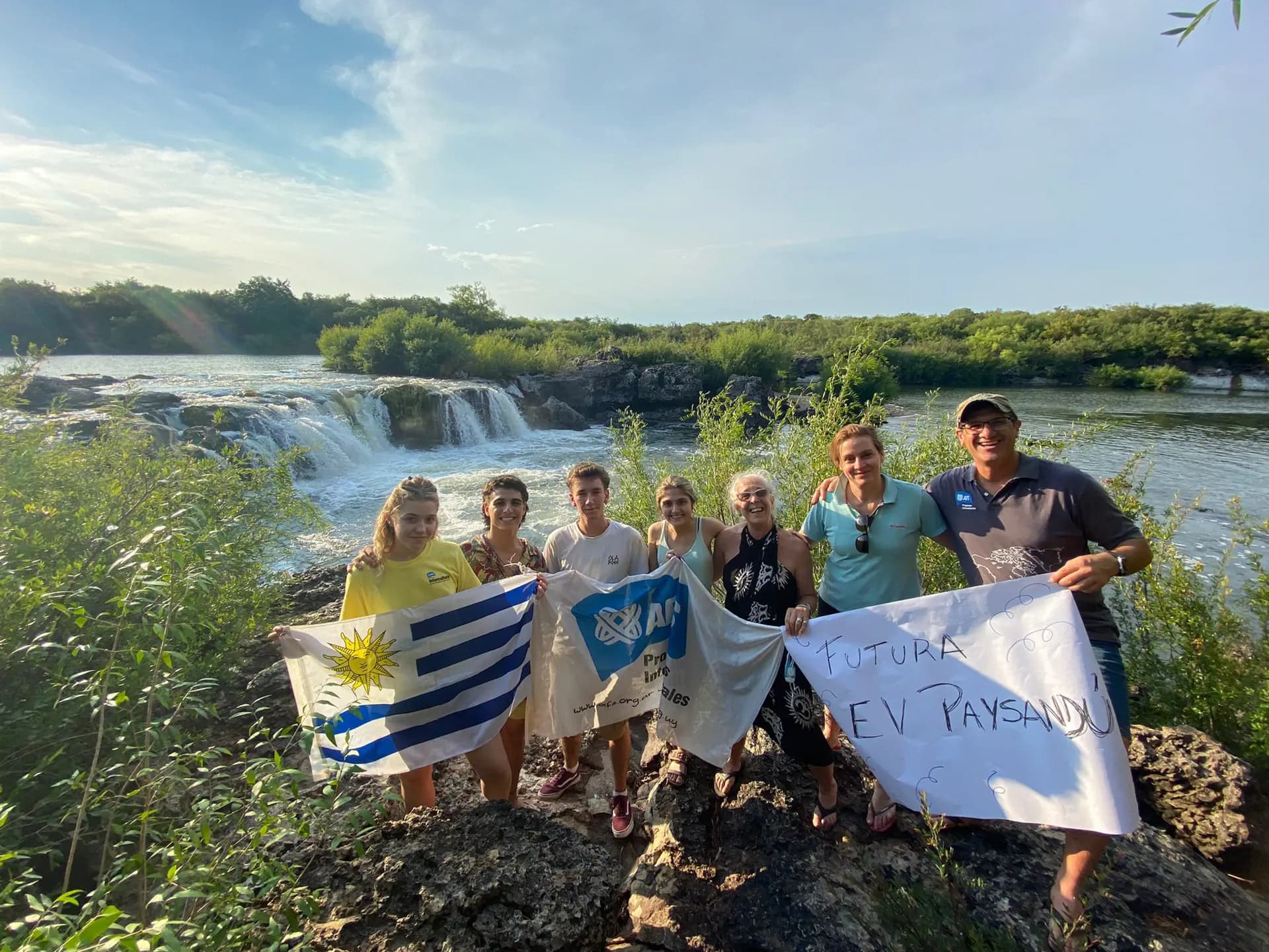 Afs IP Uruguay Studenti Bandiera Pag Programma Orizzontale (4)