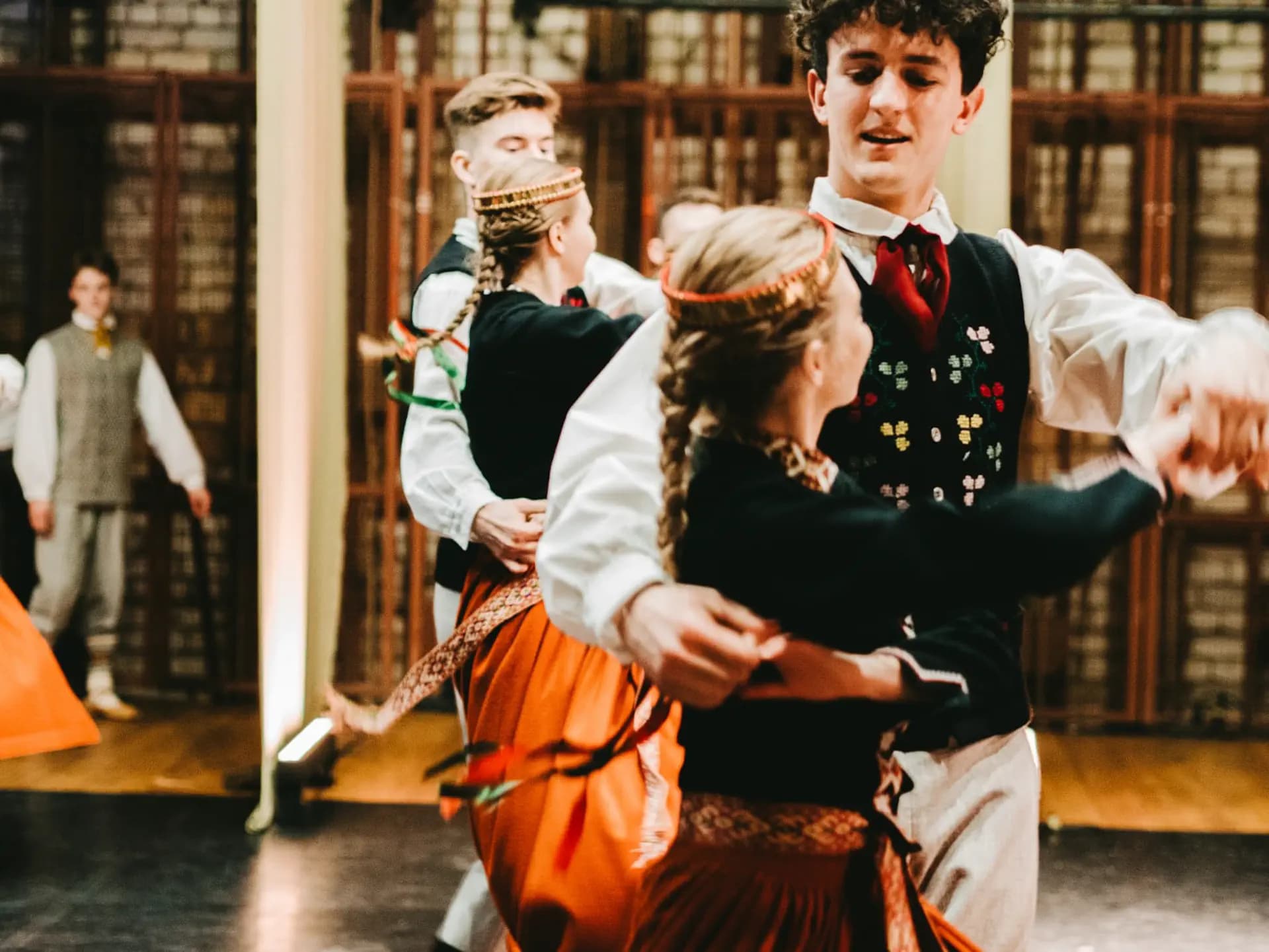 Giovanni Bezzi Yplat 2021 Studente Tradizionale Danza Pag Programma Orizzontale (1)