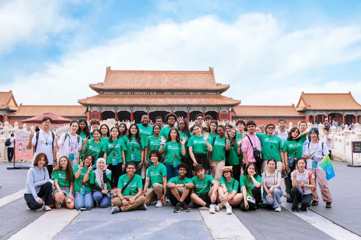 Afs IP Cina E Hong Kong Orizzontale Studenti Gruppo Magliette Monumento Paese Vacanza Studio