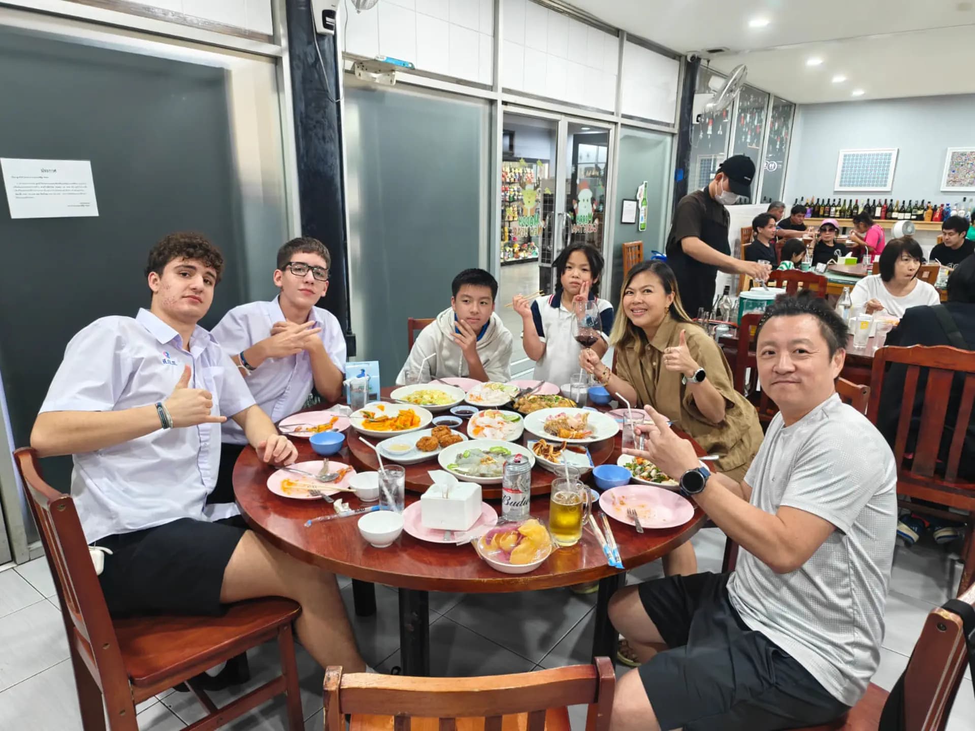 Edoardo Degl Innocenti Tr 2025 Tha Thailandia Studente Famiglia Ospitante Cibo Pag Programma Orizzontale