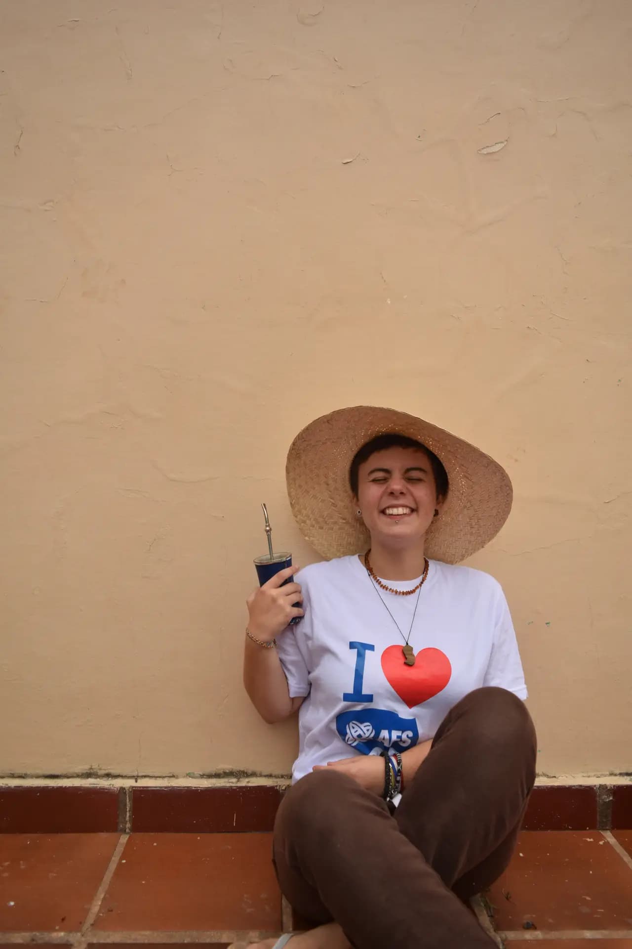 Jessica Dalla Costa Y Psc Nh 2016 Par Paraguay Studentessa Cibo Maglietta Pag Paese Verticale (1)