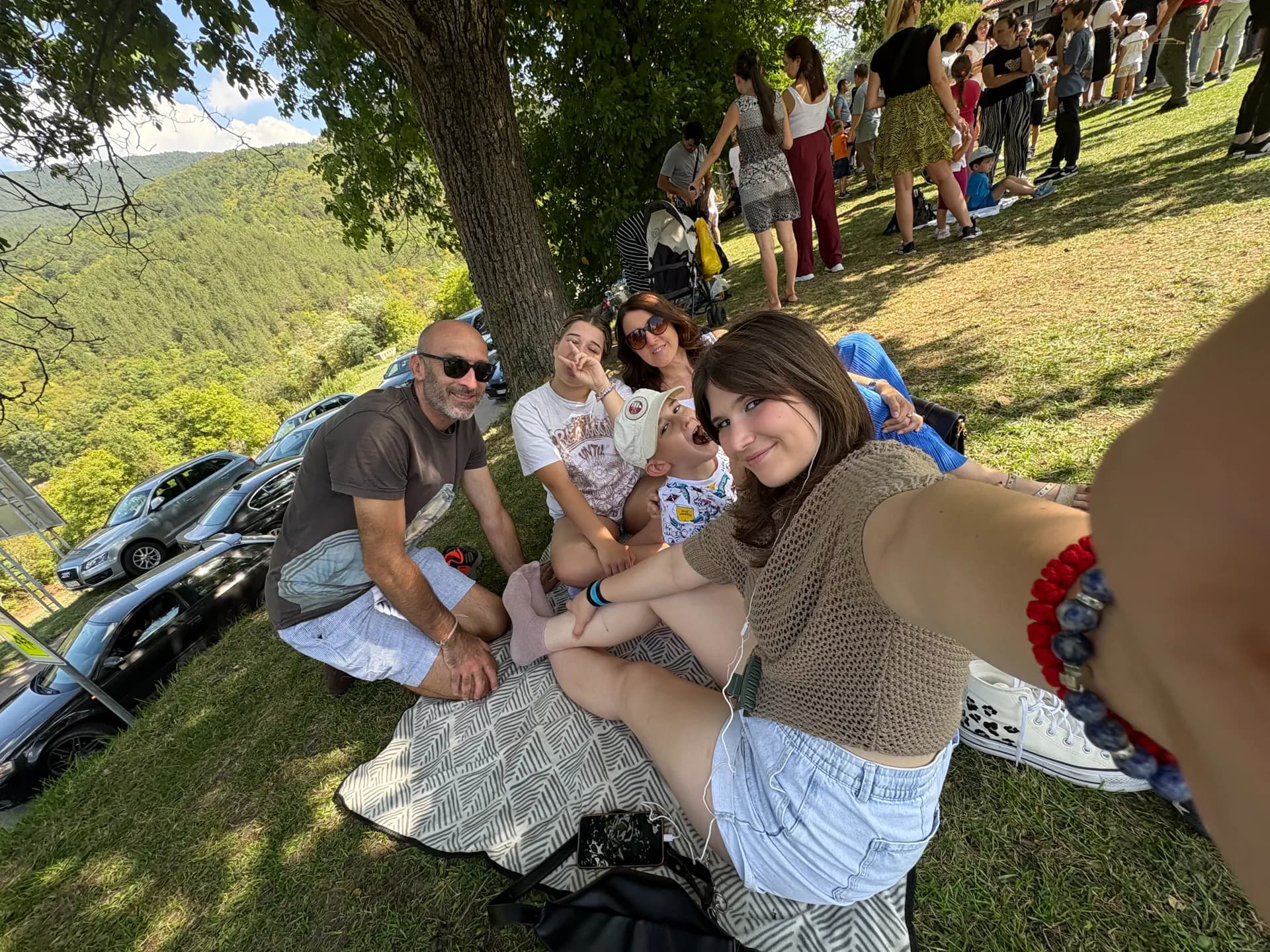 Caterina Sonnini Y Psc Nh 2025 Srb Cl Grosseto Serbia Studentessa Famiglia Ospitante Selfie Pag Programma Orizzopntale