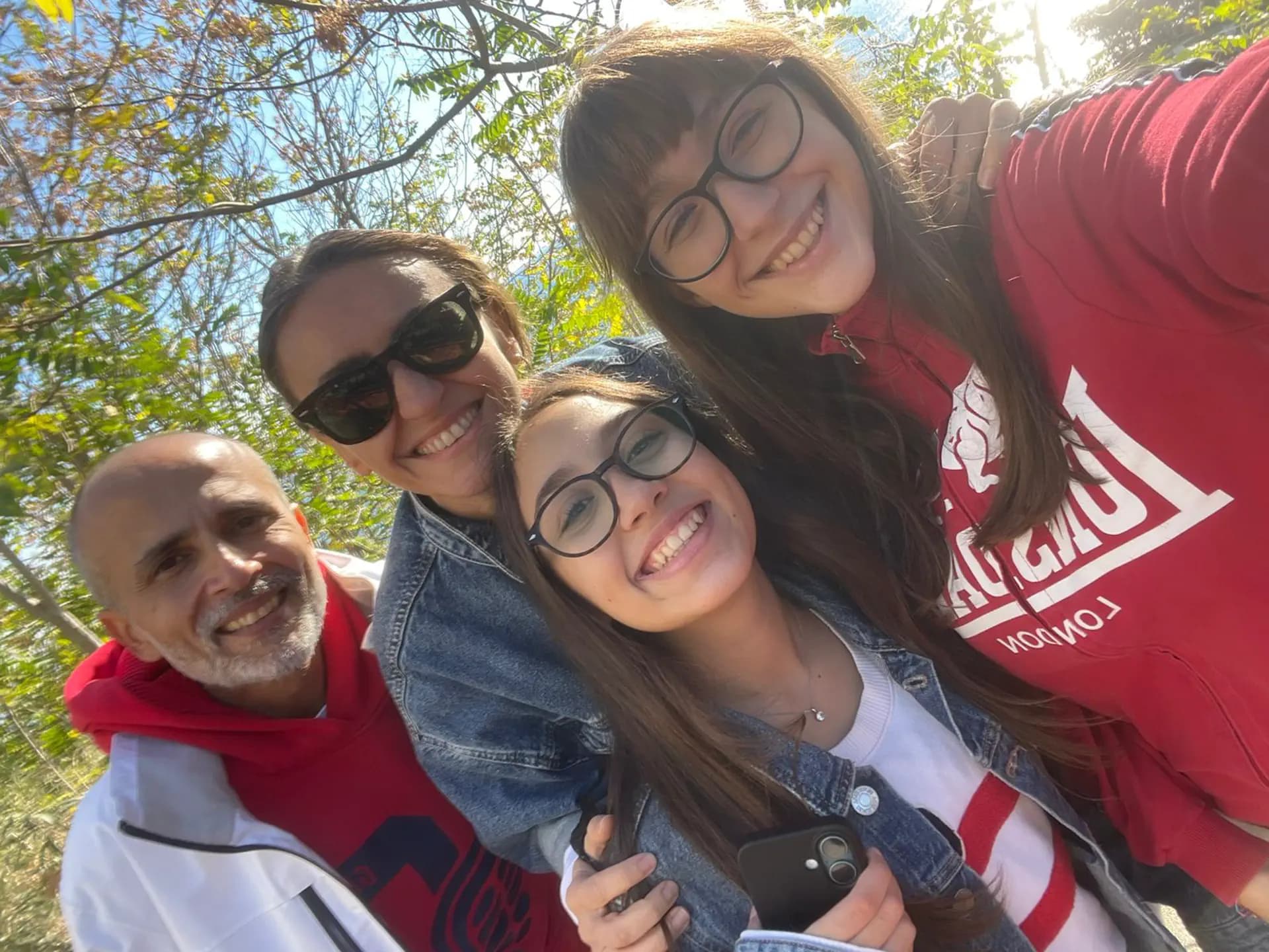 Nikol Plugov Yp 2025 Tur Cl Roma Ovest Turchia Studentessa Famiglia Ospitante Selfie Pag Programma Orizzontale (5)